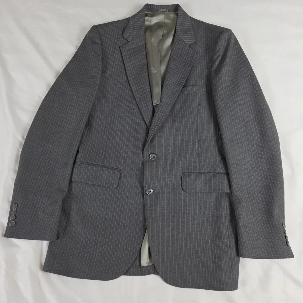 Vtg Stafford Gray Pinstripe Suit Wool Two-Button 39 L Pants 32 X 34